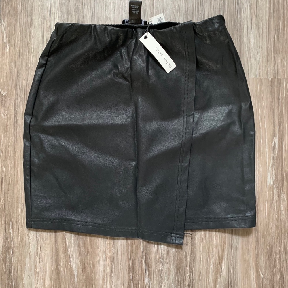 Leather skirt